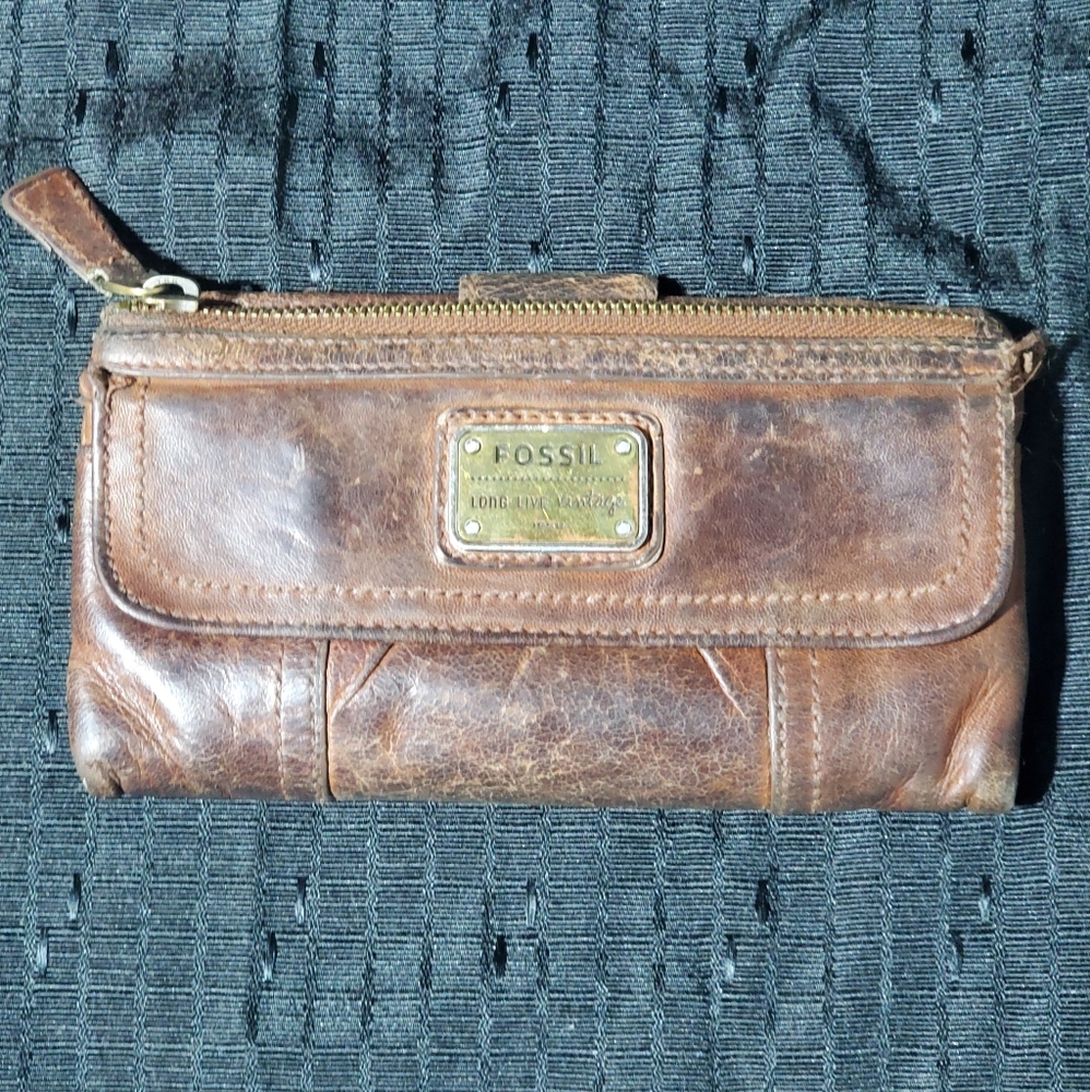 Vintage fossil wallet